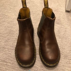 Dr. Martens Chelsea boot